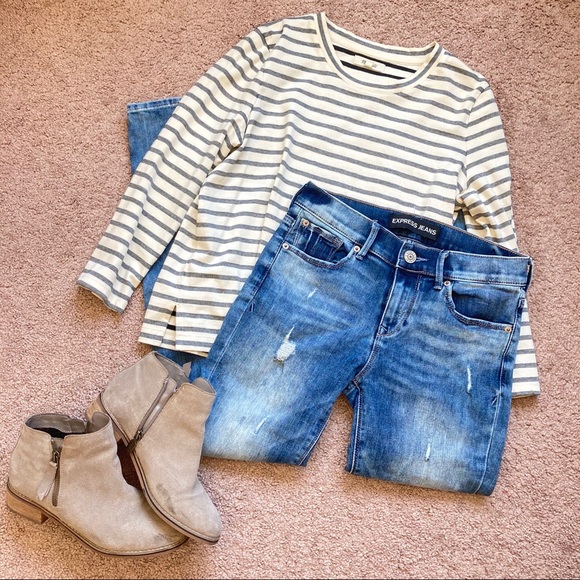 Express Denim - Express Mid-rise Distressed Jean Leggings - size 2